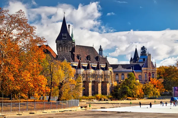 Budapeşte'de tarihi Sarayı — Stok fotoğraf