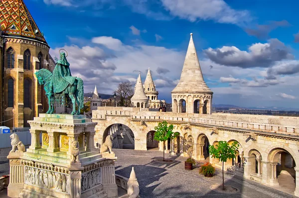 Fisherman's Bastion in Budapest — Stock Photo, Image