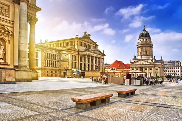 Gendarmenmarkt tér nappal Berlinben — Stock Fotó