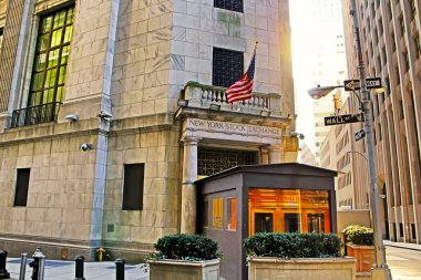 New York Menkul Kıymetler Borsası kapitalizmin sembolü olarak bilinir