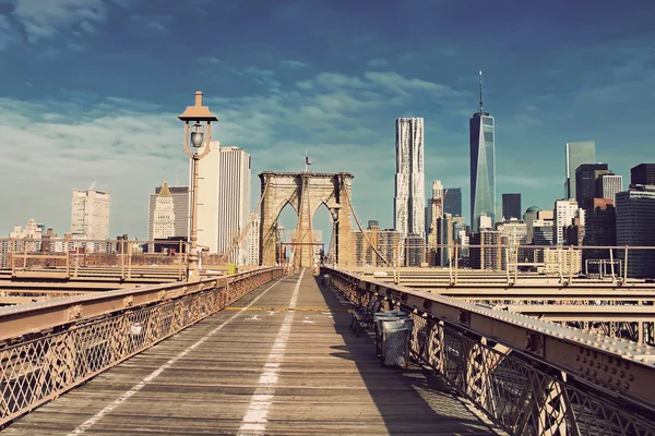 Brooklyn Köprüsü, Manhattan'da Hudson Nehri üzerinde. New York City