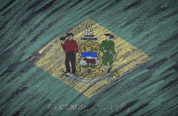 Bir kara tahta üzerinde renkli tebeşir ile boyalı Delaware bayrak. — Stok fotoğraf