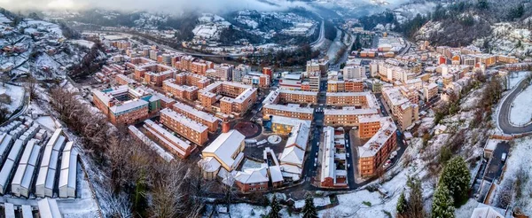 Luftaufnahme Der Asturischen Stadt Blimea Unter Schneefall Spanien — Stockfoto