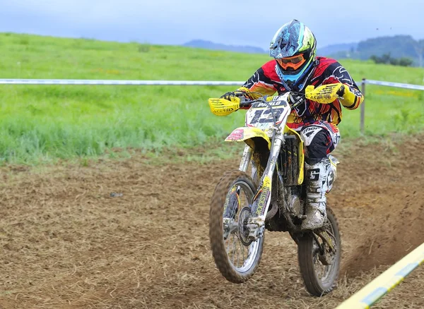 Motocross in valdesoto, asturien, spanien — Stockfoto