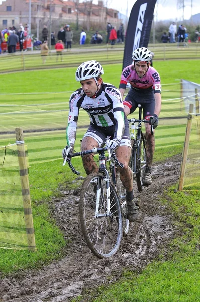 GIJON, ESPAÑA - 11 DE ENERO: Campeonato de Ciclocross de España en enero —  Fotos de Stock