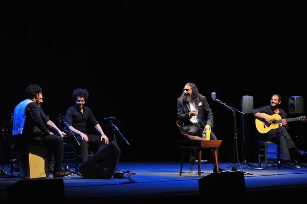 Diego el Cigala flamenco zpěvák koncert v Gijonu. — Stock fotografie