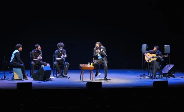 Diego el Cigala flamenco zpěvák koncert v Gijonu. — Stock fotografie