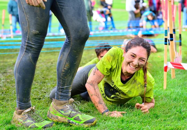 Farinato Race - corsa ad ostacoli estrema a Gijon, Spagna . — Foto Stock