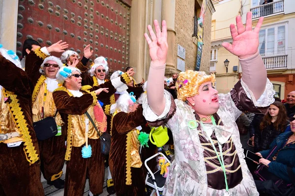 Coro típico de carnaval (chirigota) em Cádiz . — Fotografia de Stock