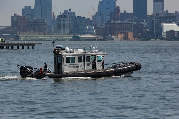 Jersey City Polícia Unidade de Emergência Barco — Fotografia de Stock