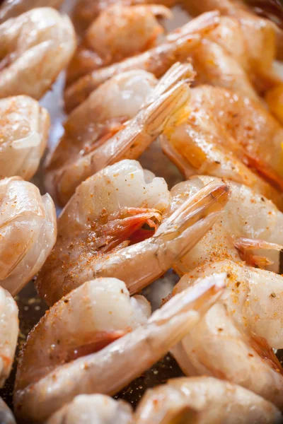 Shrimp Kebabs Closeup — Stock Photo, Image