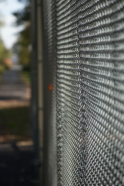 Chain Link Cerca Fechar — Fotografia de Stock