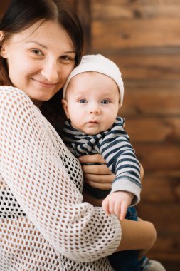 mutlu anne ile oğlu