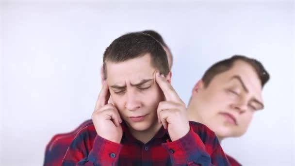 Koncepcja Wideo Człowiek Traci Przytomność Upada Powodu Zawrotów Głowy Zaburzeń — Wideo stockowe