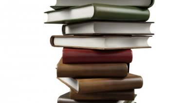 modern kitap yığını