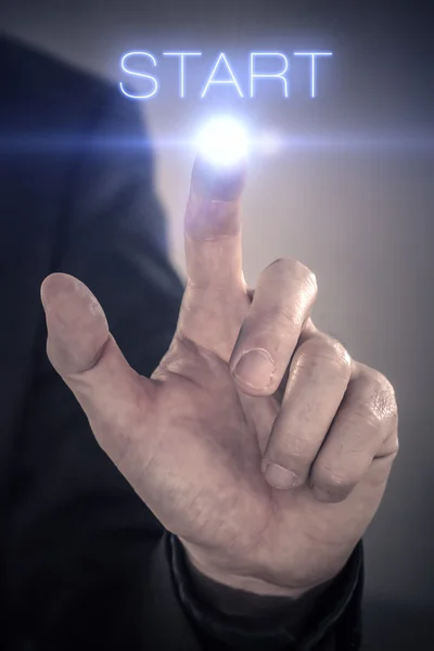 Dedo masculino conectado a la pantalla táctil virtual — Foto de Stock