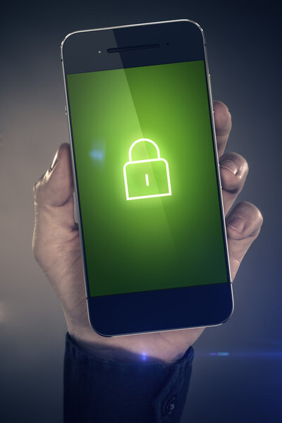 Знак блокировки на смартфоне
