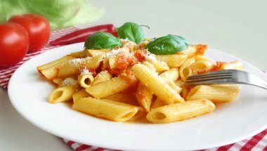 Makarna Penne domates sosu
