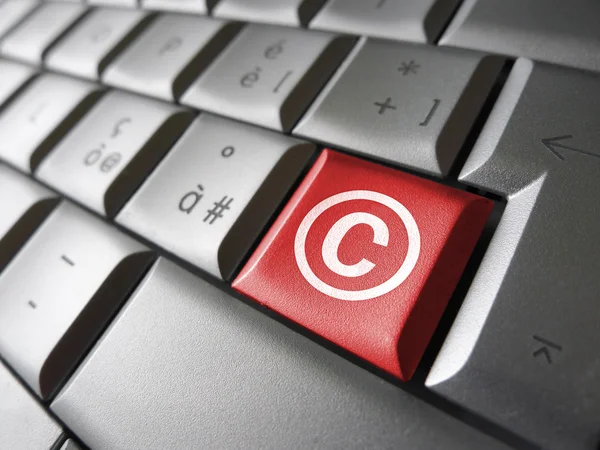 Schlüssel zum digitalen Urheberrecht — Stockfoto