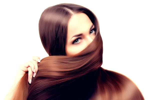 Cabello largo. Peinado. Peluquería. Modelo de moda con cabello brillante . — Foto de Stock