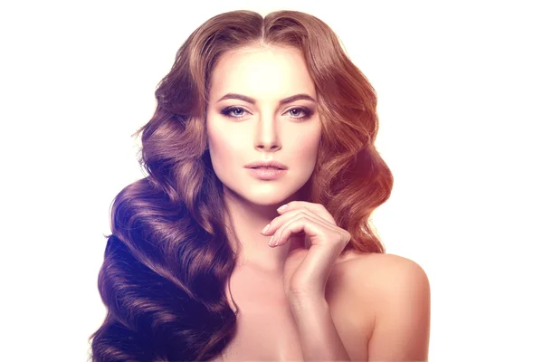 Длинные волосы. Waves Curls Hairstyle. Парикмахерская. Упдо. Режим моды — стоковое фото