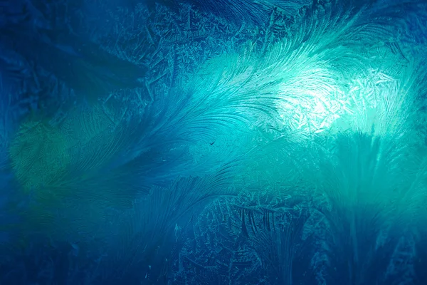 Glace hivernale, fond gelé. fenêtre givrée verre textur — Photo