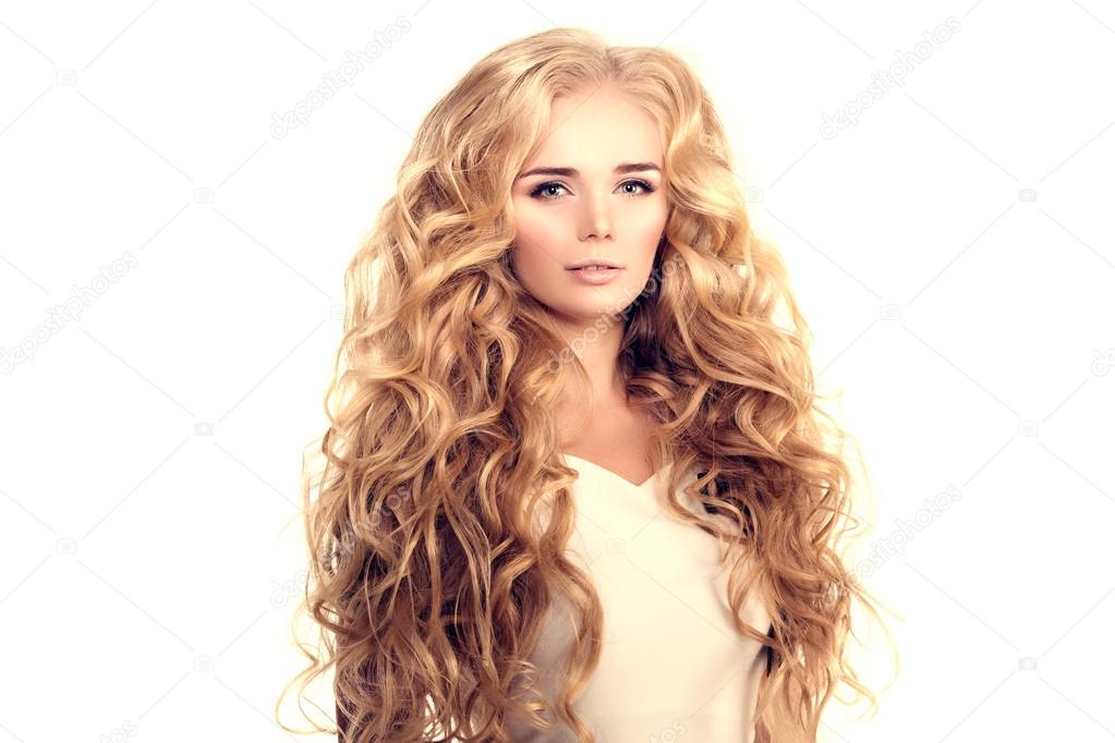 Model Z Długimi Włosami Blond Fale Loki Fryzury Włosy Salon Upd