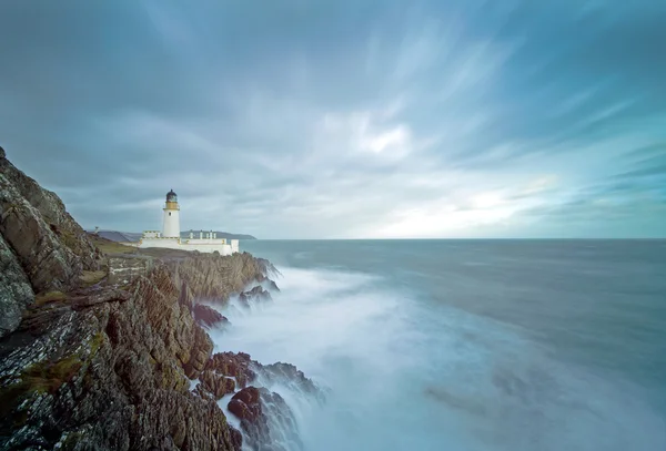 Long Exposure Storm Sea Lighthouse Cliffs — Stock Photo, Image