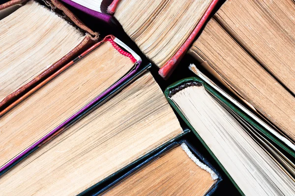 Diversi vecchi libri — Foto Stock