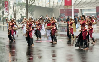 Sri Lankalı geleneksel dansçılar