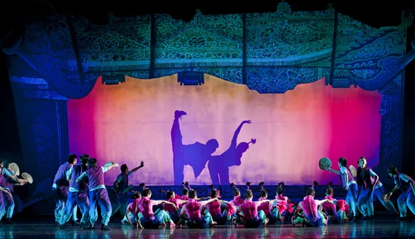 Chinese national dancers — Stock Photo, Image