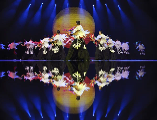 Çin etnik dans yi milliyet