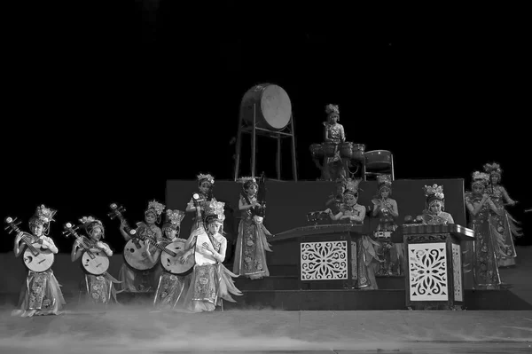 Κινεζική παραδοσιακή λαϊκή συναυλία οργανική απόδοση — Φωτογραφία Αρχείου