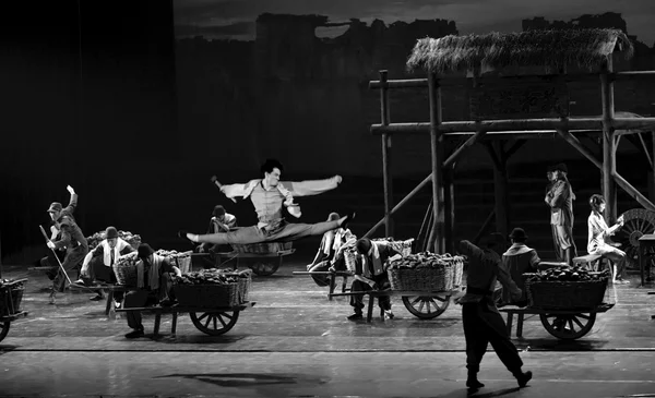 Slavný čínský tanec drama: železniční partyzánů — Stock fotografie