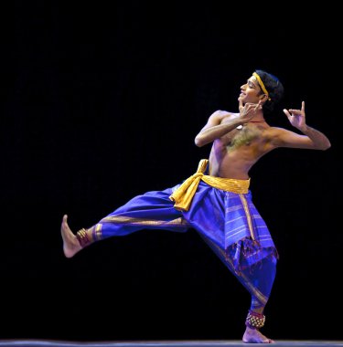 Hint bharatanatyam dansçı