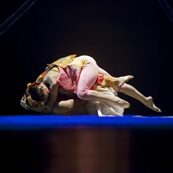 Bailarina nacional tibetana — Foto de Stock
