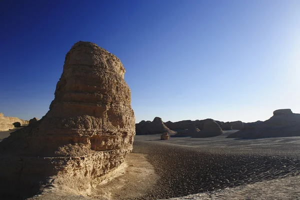 Superfície de terra yadan única no deserto de Gobi em Dunhuang, China — Fotografia de Stock