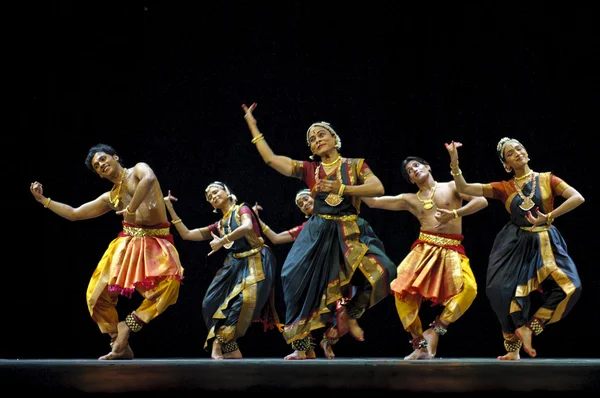 Indian Bharatanatyam dancers — Stock Photo, Image