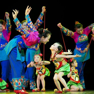 chinese national dancers