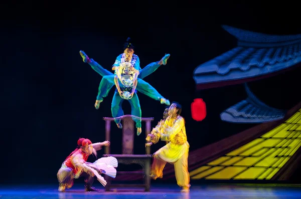 Chinese modern dancers — Stock Photo, Image