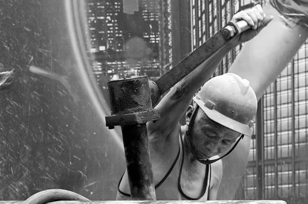 Hardworking laborer on construction site — Stock Photo, Image