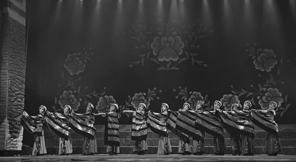 Chinese Tibetan ethnic dance — Stock Photo, Image