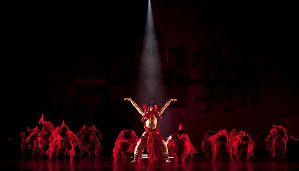 Chinês Qiang bailarinos nacionais — Fotografia de Stock