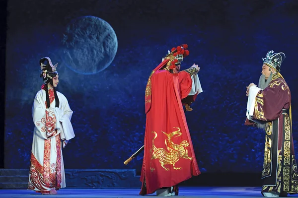 Čínská tradiční operní herec divadelní kostým — Stock fotografie