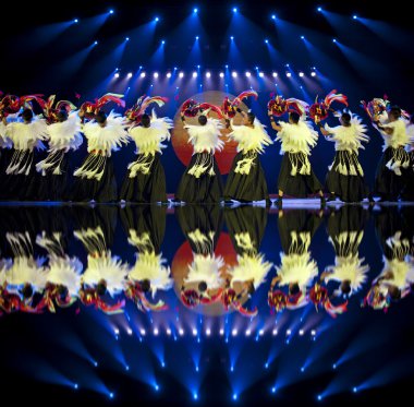 Çin etnik dans yi milliyet