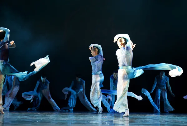 Moderní čínští tanečníci — Stock fotografie