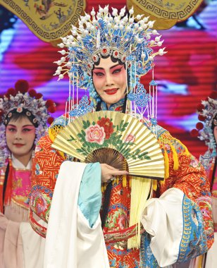 oldukça Çince Geleneksel opera oyuncu tiyatro kostüm