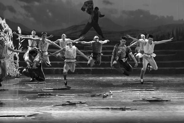 The famous chinese dance drama : Railway Guerrillas — Stock Photo, Image