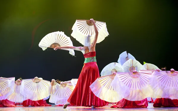 Jolies danseuses nationales chinoises Images De Stock Libres De Droits