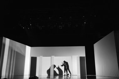 frence modern dansçı 